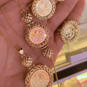 Ensemble Bijoux Femme en Acier Inoxydable – Élégance et Intemporalité (4pièces)