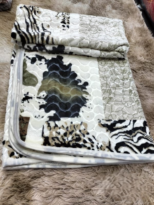 Couvertures en Cachemire Ultra Douces – Luxe et Chaleur à la Maison – Image 3