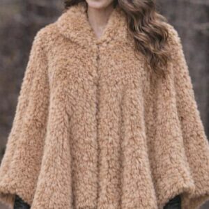 Poncho en fausse fourrure – Élégance & chaleur